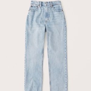 Abercrombie & Fitch Curve Love High Rise 90's Straight Jeans